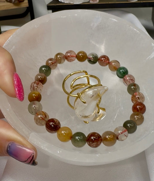 Moon Shaped Quartz Ring