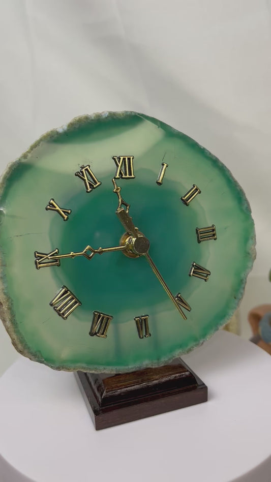 Green Agate Slice Crystal Clock